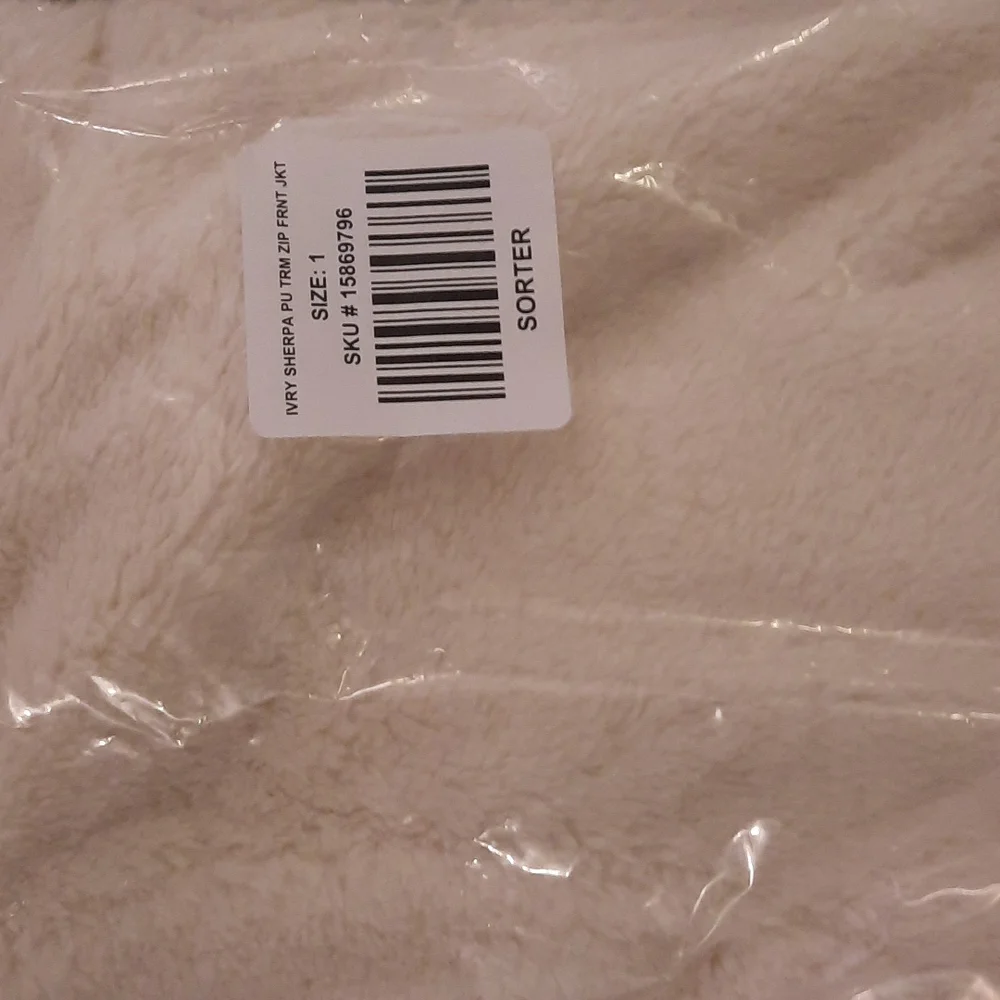 Torrid Faux Shearling Zip Front Trim Contrast Jacket - Picture 9 of 9